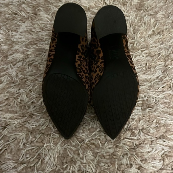 Sam Edelman leopard booties - Picture 5 of 5